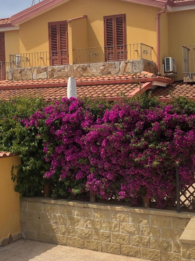 B&B Il Mirto Bianco San Giovanni Suergiu Exterior photo